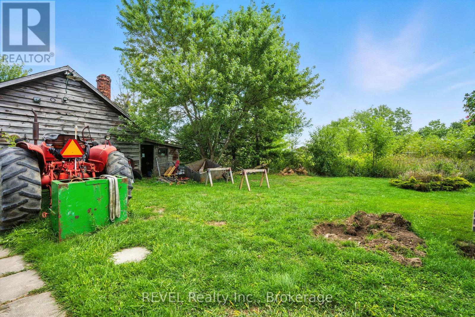 320 Netherby Road, Welland, Ontario  L3B 5N7 - Photo 13 - X12380727