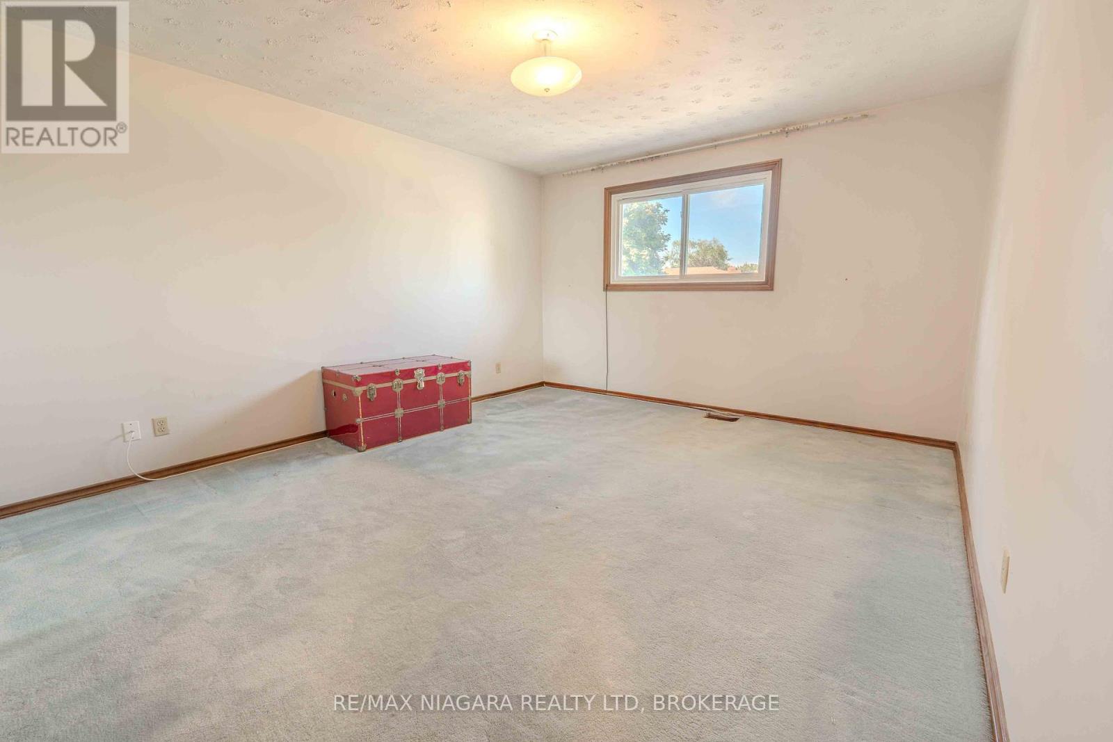 28 Tanera Crescent, St. Catharines, Ontario  L2M 7K1 - Photo 25 - X12380882
