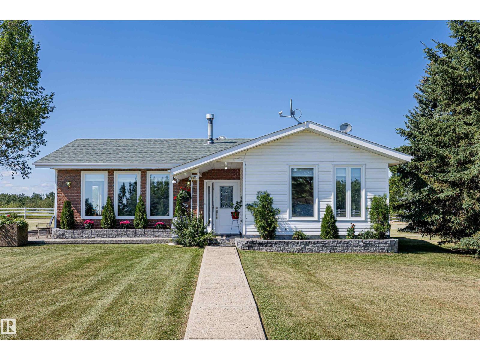 21341 TWP ROAD 534, Rural Strathcona County, Alberta
