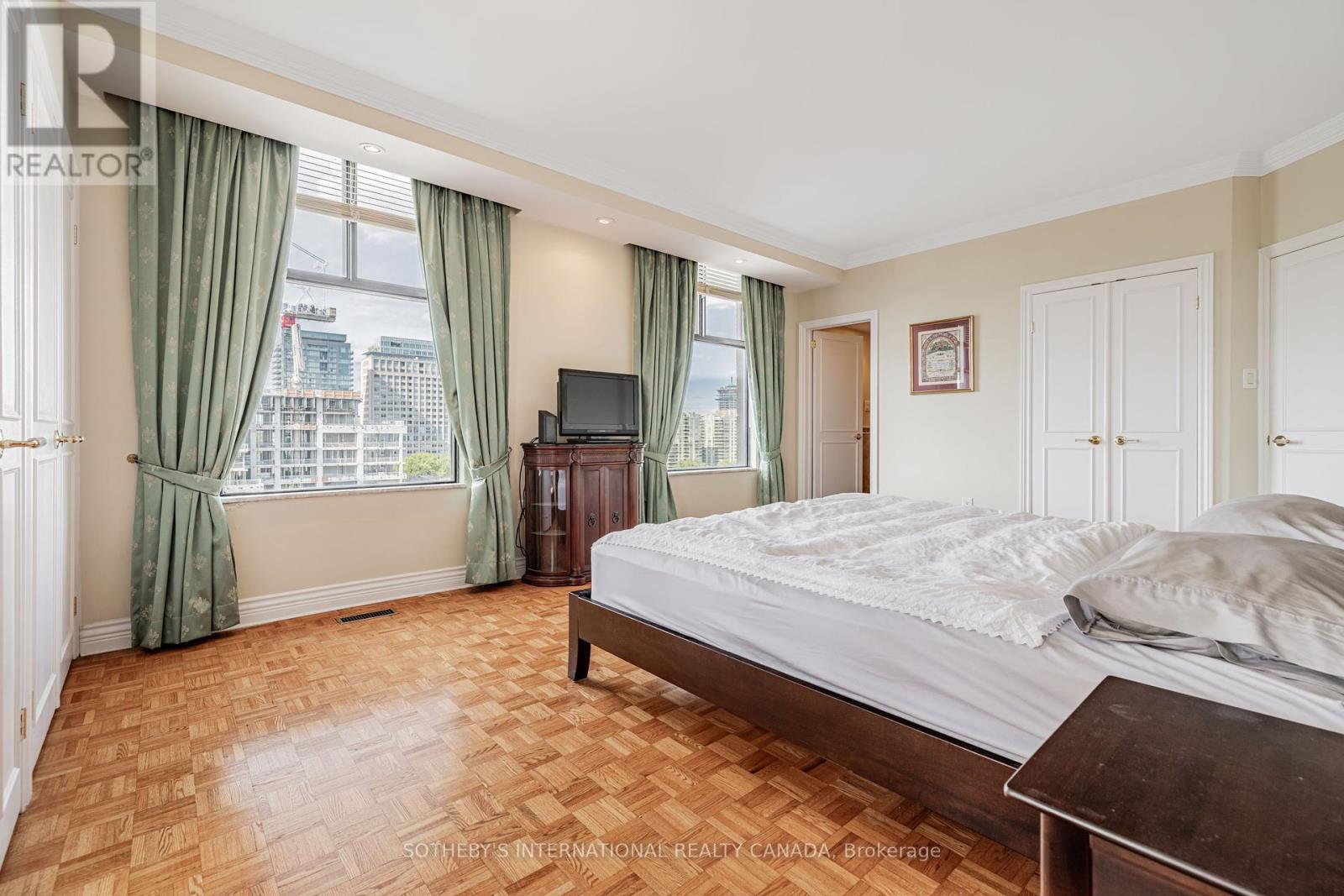 13 - 423 Avenue Road, Toronto, Ontario  M4V 2H7 - Photo 25 - C12375560