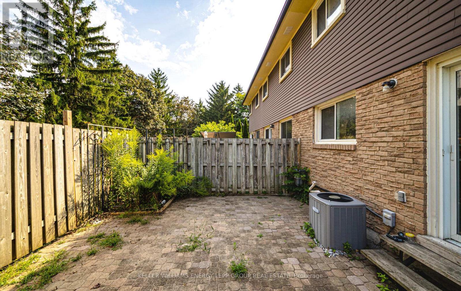 9 - 945 Burns Street W, Whitby, Ontario  L1N 6J5 - Photo 26 - E12380716