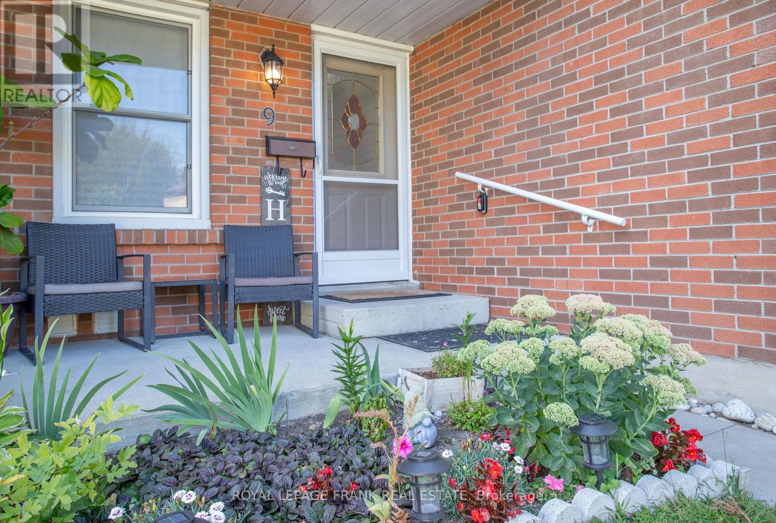 Property at 9 - 1055 CENTRAL PARK BOULEVARD N image 2