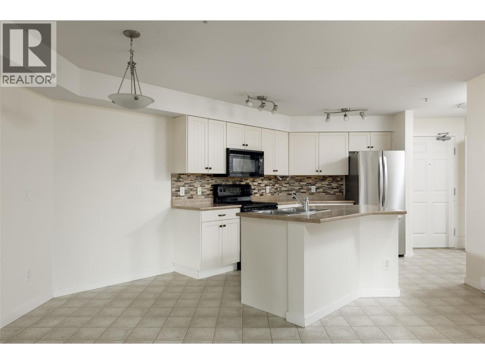 Property at 135 Ziprick Road Unit# 111 image 3