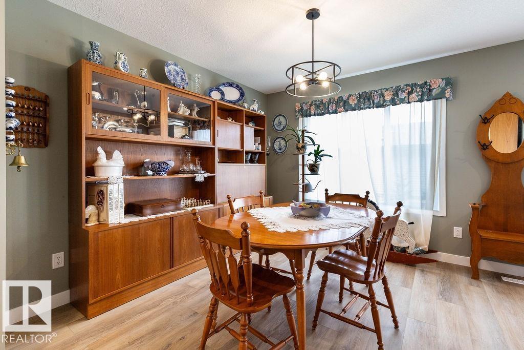 1537 Sandstone Bv, Sherwood Park, Alberta  T8H 1Z8 - Photo 13 - E4456015