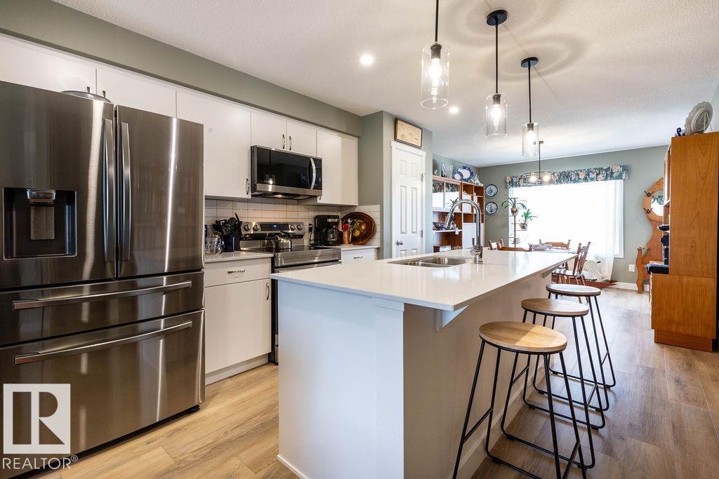 1537 Sandstone Bv, Sherwood Park, Alberta  T8H 1Z8 - Photo 3 - E4456015
