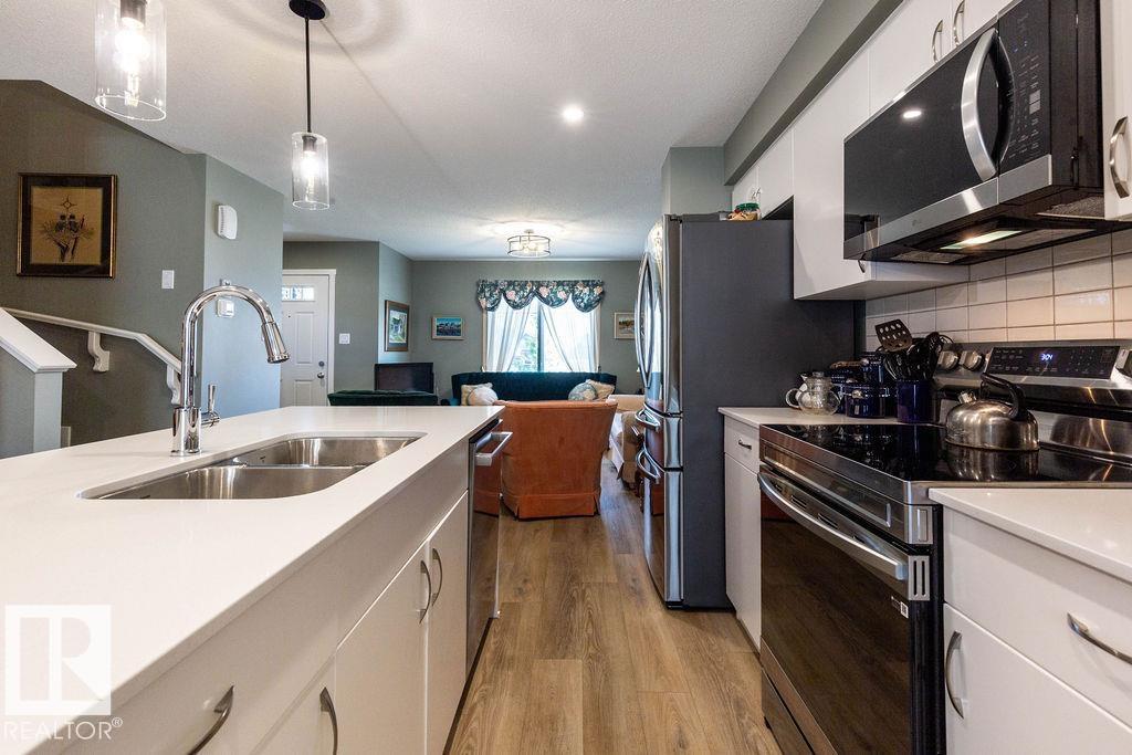 1537 Sandstone Bv, Sherwood Park, Alberta  T8H 1Z8 - Photo 7 - E4456015
