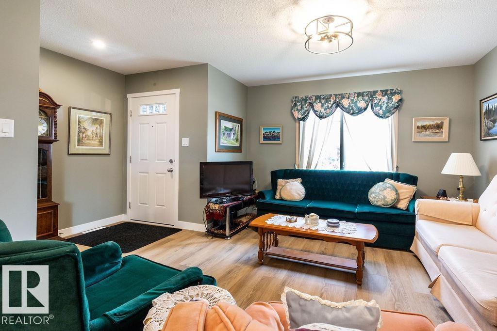 1537 Sandstone Bv, Sherwood Park, Alberta  T8H 1Z8 - Photo 9 - E4456015