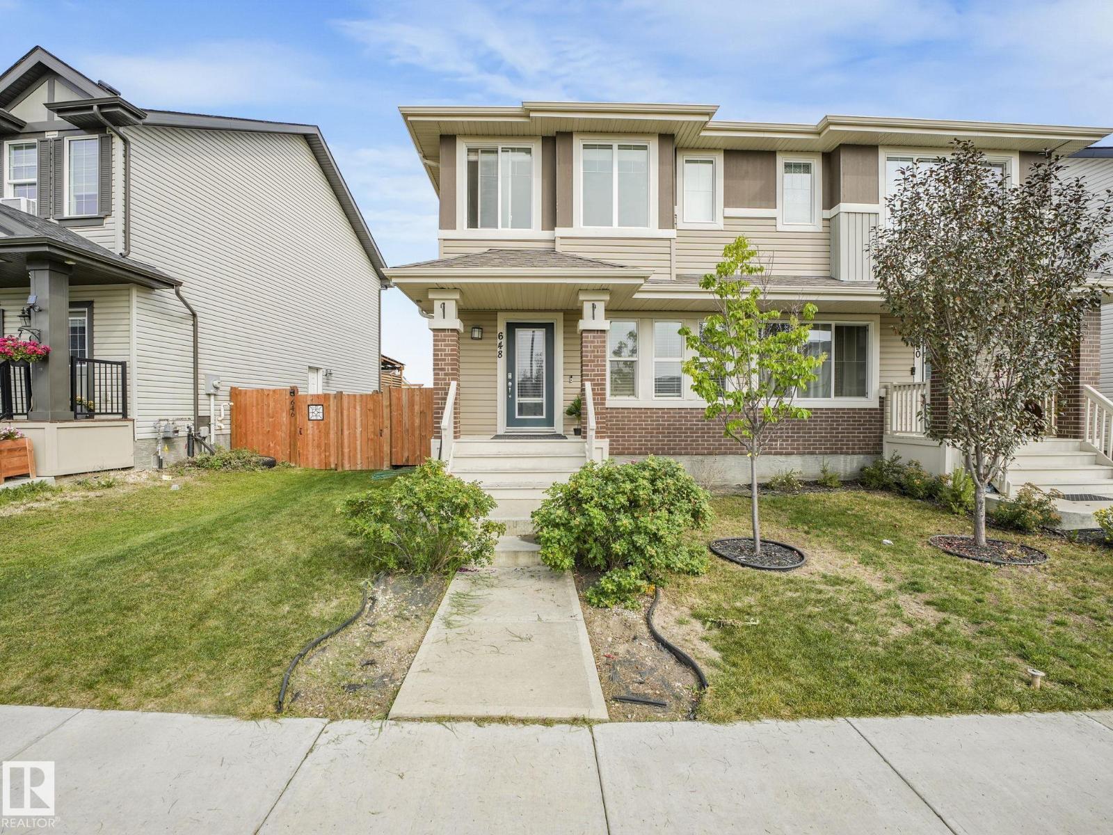 648 LEWIS GREENS DR NW, Edmonton, Alberta