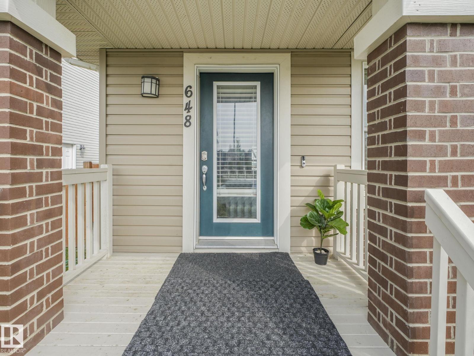 648 Lewis Greens Dr Nw, Edmonton, Alberta  T5T 7G4 - Photo 3 - E4456021