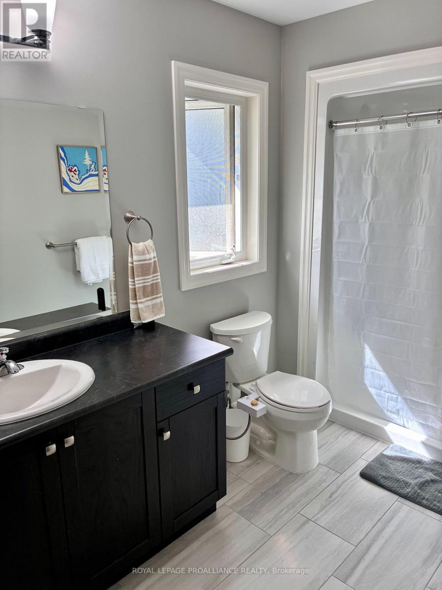 3 Mercedes Drive, Belleville, Ontario  K8N 0B5 - Photo 15 - X12380848