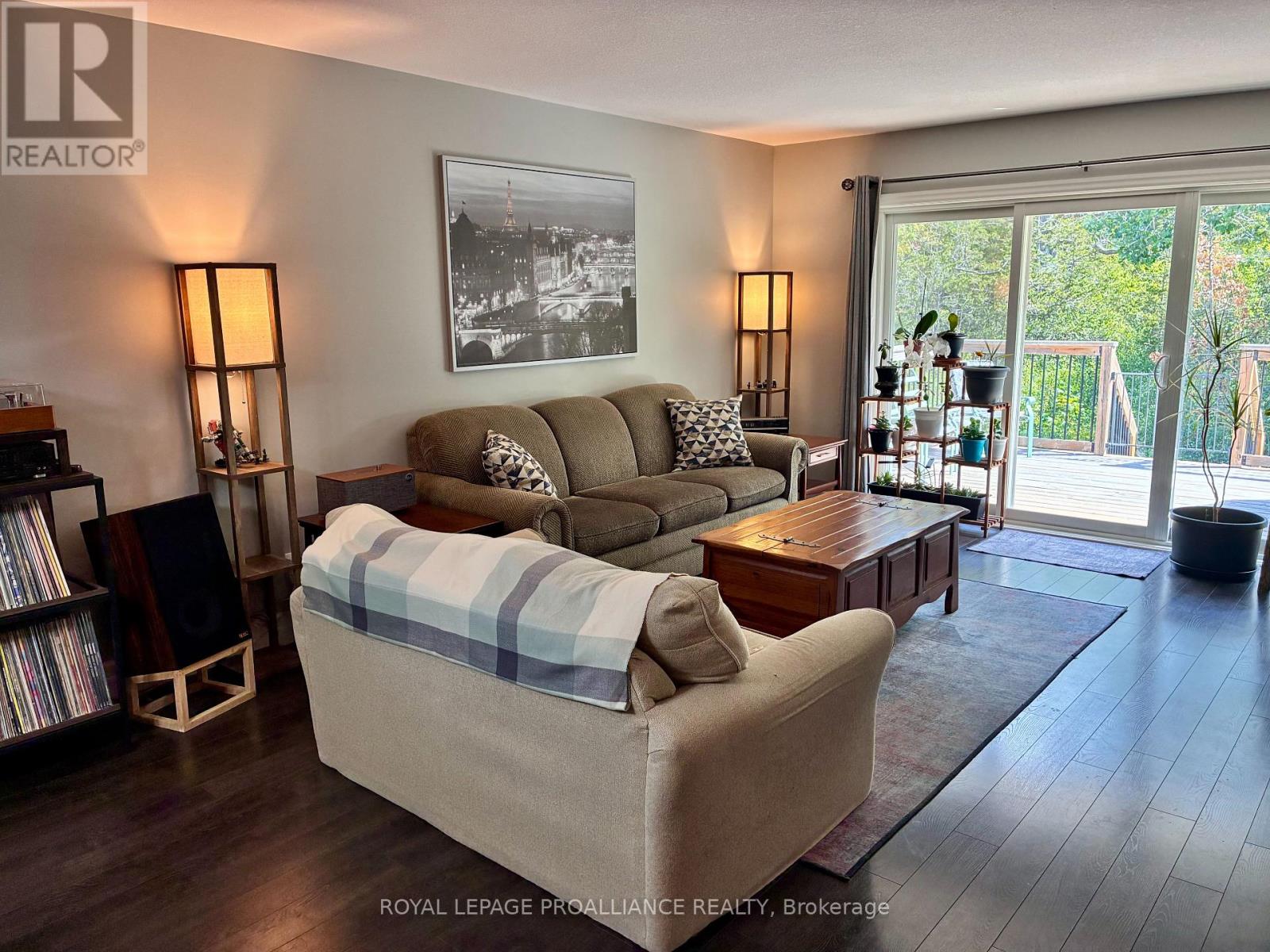 3 Mercedes Drive, Belleville, Ontario  K8N 0B5 - Photo 6 - X12380848