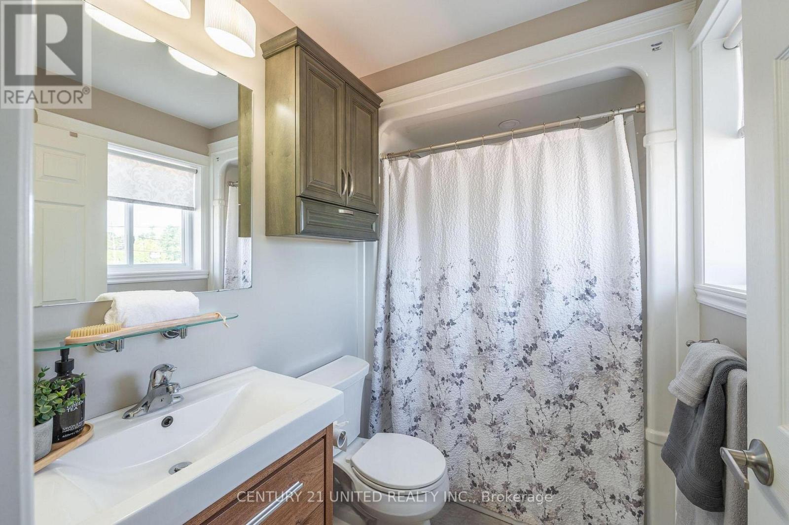 102 King Street W, Kawartha Lakes, Ontario  K0L 2W0 - Photo 11 - X12380909