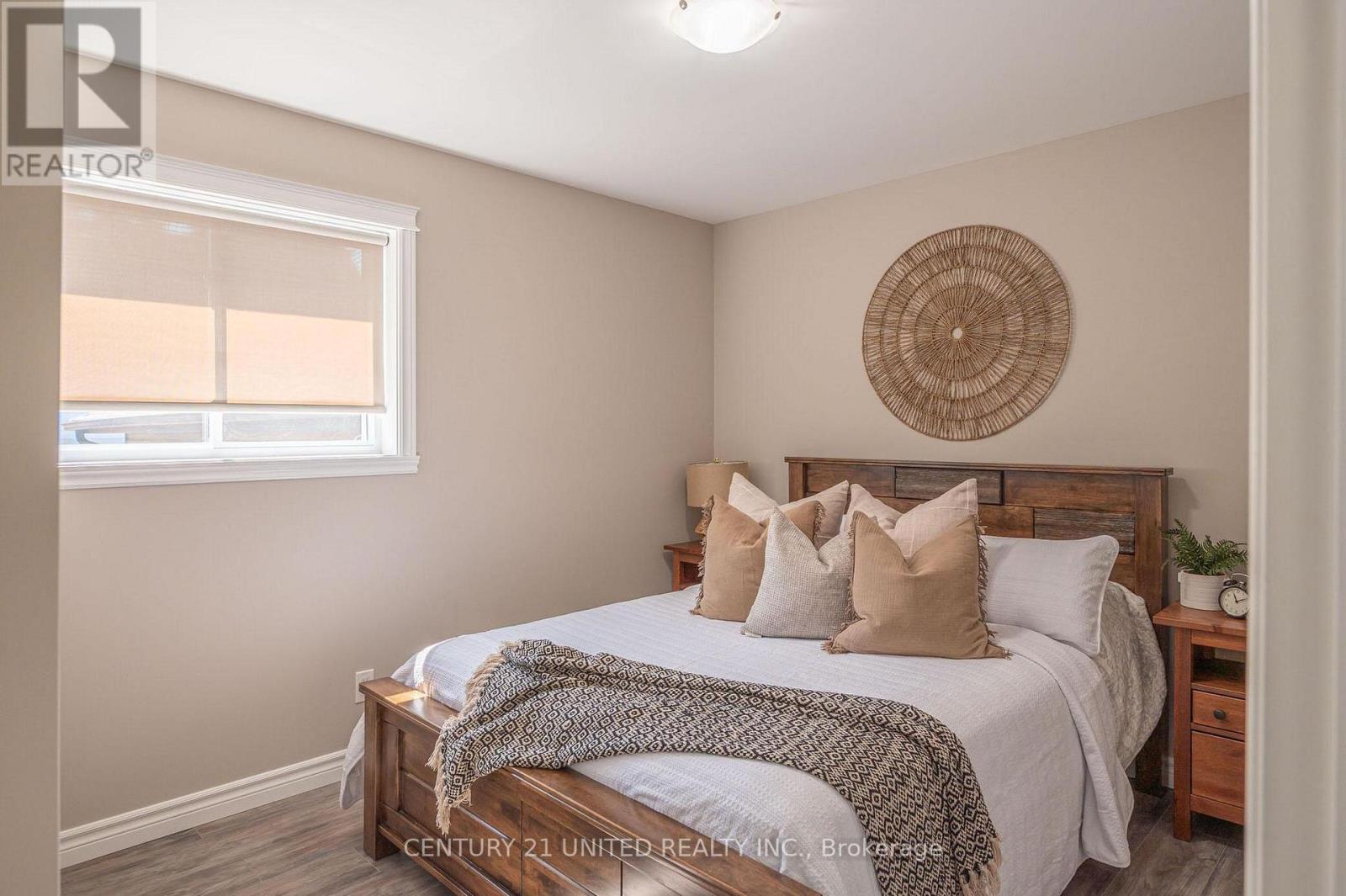 102 King Street W, Kawartha Lakes, Ontario  K0L 2W0 - Photo 12 - X12380909