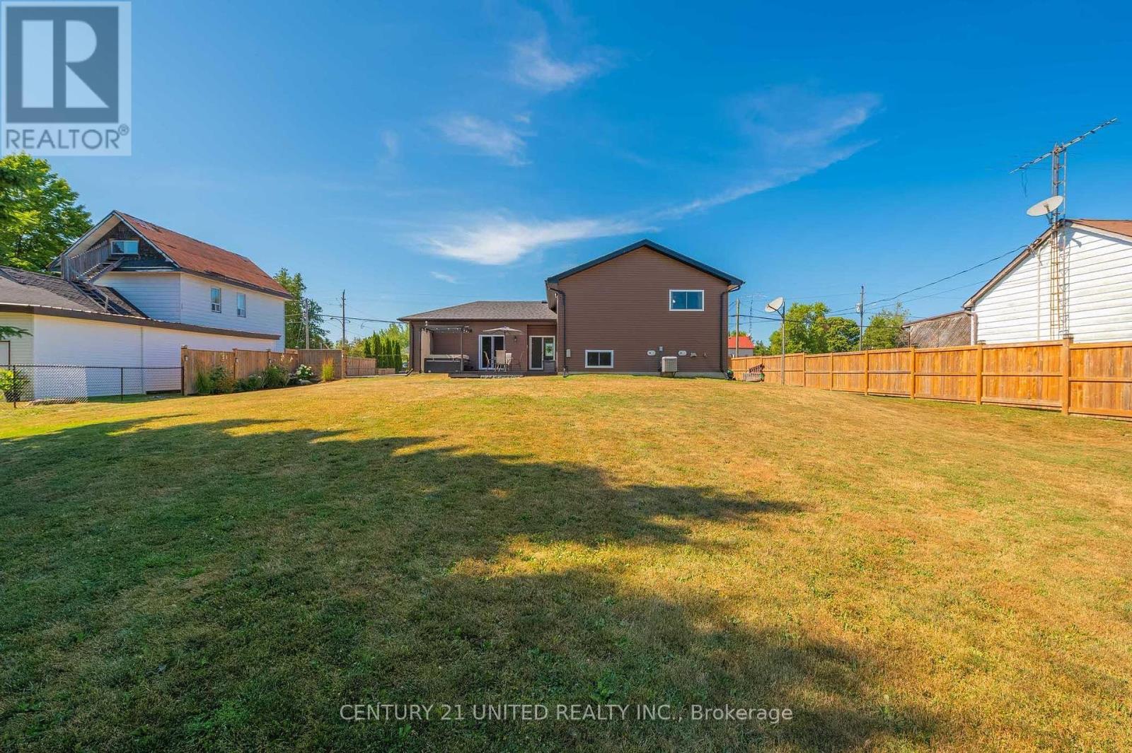 102 King Street W, Kawartha Lakes, Ontario  K0L 2W0 - Photo 23 - X12380909