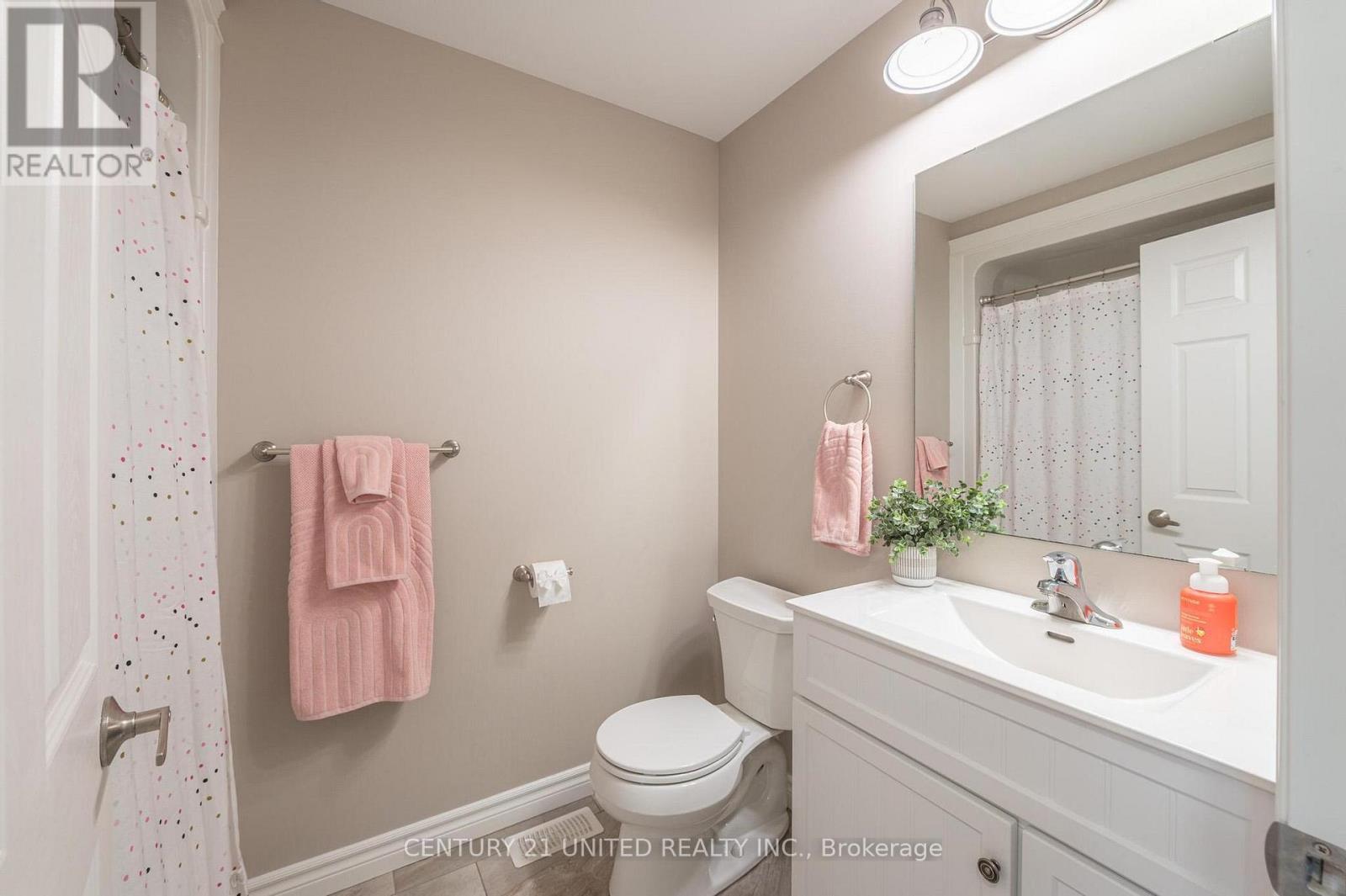 102 King Street W, Kawartha Lakes, Ontario  K0L 2W0 - Photo 8 - X12380909