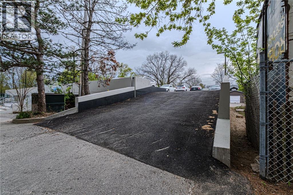 793 Colborne Street Unit# 117, Brantford, Ontario  N3S 7J3 - Photo 24 - 40766119