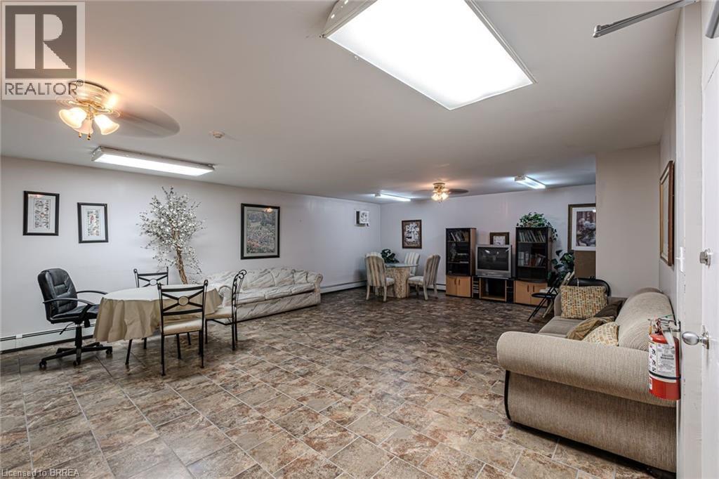 793 Colborne Street Unit# 117, Brantford, Ontario  N3S 7J3 - Photo 32 - 40766119