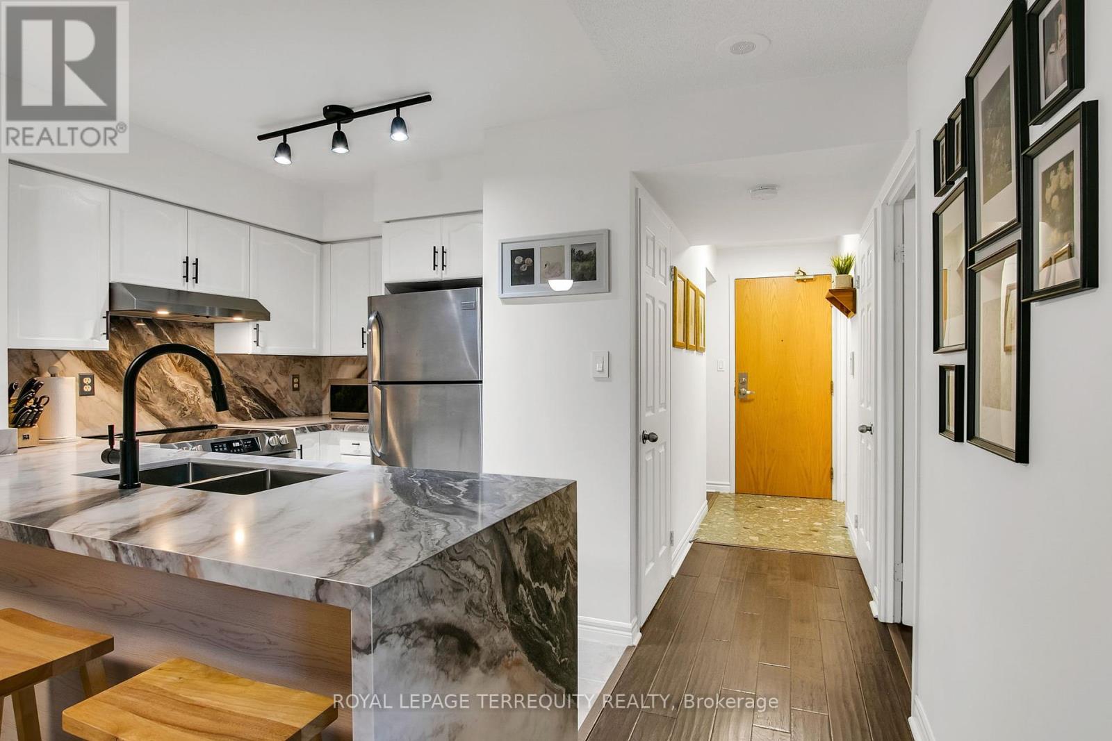 501 - 253 Merton Street, Toronto, Ontario  M4S 3H2 - Photo 13 - C12380636