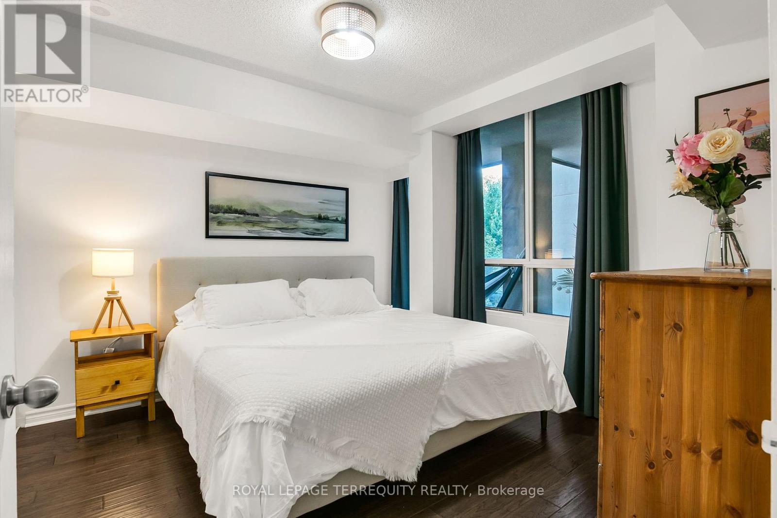 501 - 253 Merton Street, Toronto, Ontario  M4S 3H2 - Photo 14 - C12380636