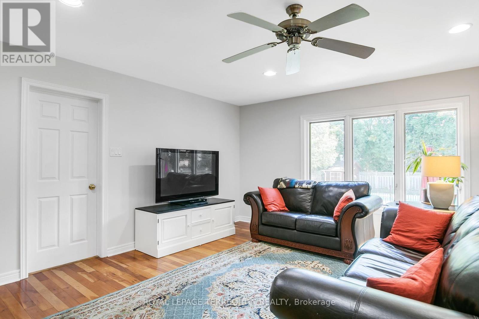 11 Urbandale Avenue, Toronto, Ontario  M2M 2G9 - Photo 13 - C12380641