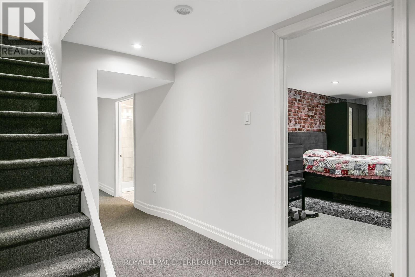 11 Urbandale Avenue, Toronto, Ontario  M2M 2G9 - Photo 30 - C12380641