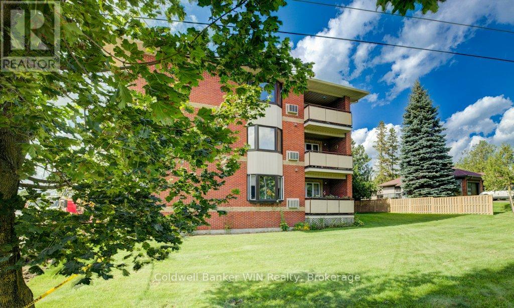 206 - 497 Birmingham Street W, Wellington North, Ontario  N0G 2L1 - Photo 25 - X12380949