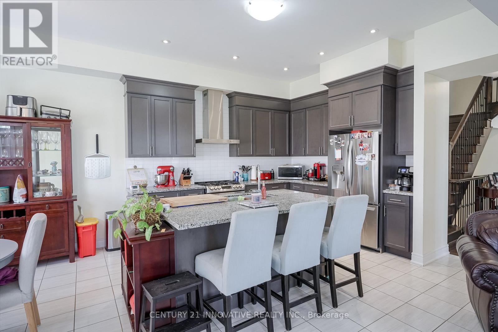 94 Brabin Circle, Whitby, Ontario  L1P 0C1 - Photo 16 - E12380598