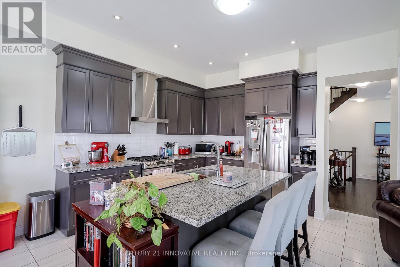 94 Brabin Circle, Whitby, Ontario  L1P 0C1 - Photo 17 - E12380598