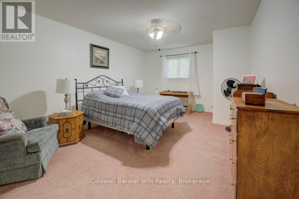 206 - 497 Birmingham Street W, Wellington North, Ontario  N0G 2L1 - Photo 15 - X12380949