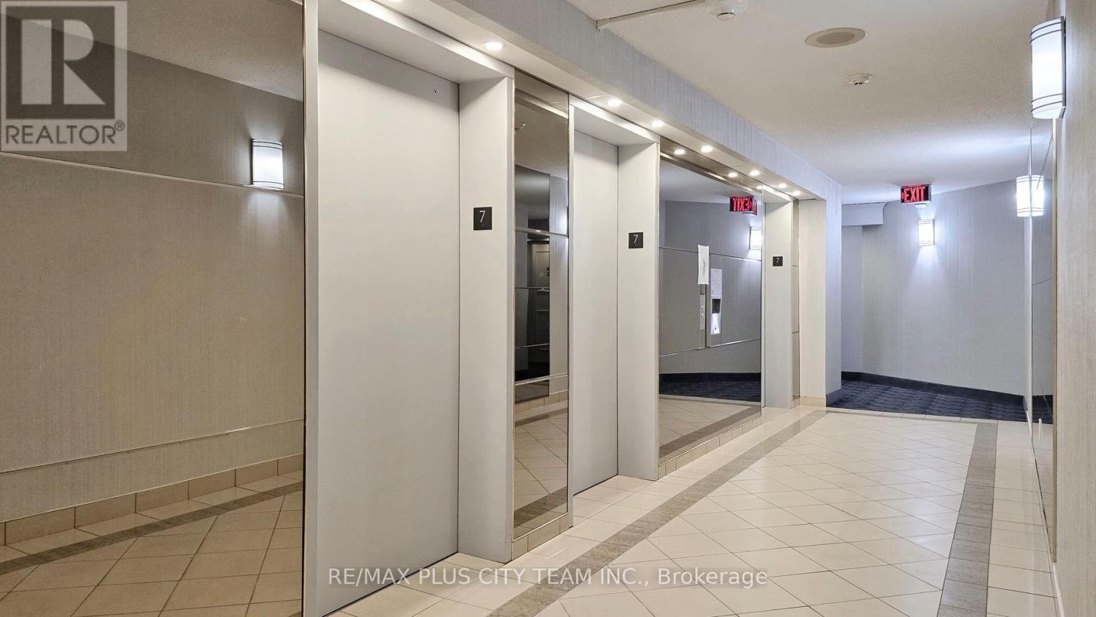 410 - 7440 Bathurst Street, Vaughan, Ontario  L4J 7K8 - Photo 25 - N12380606