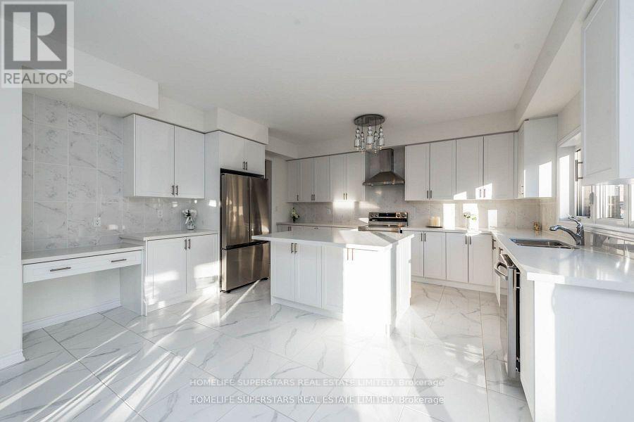 1121 Cole Street, Innisfil, Ontario  L9R 0R3 - Photo 12 - N12380692
