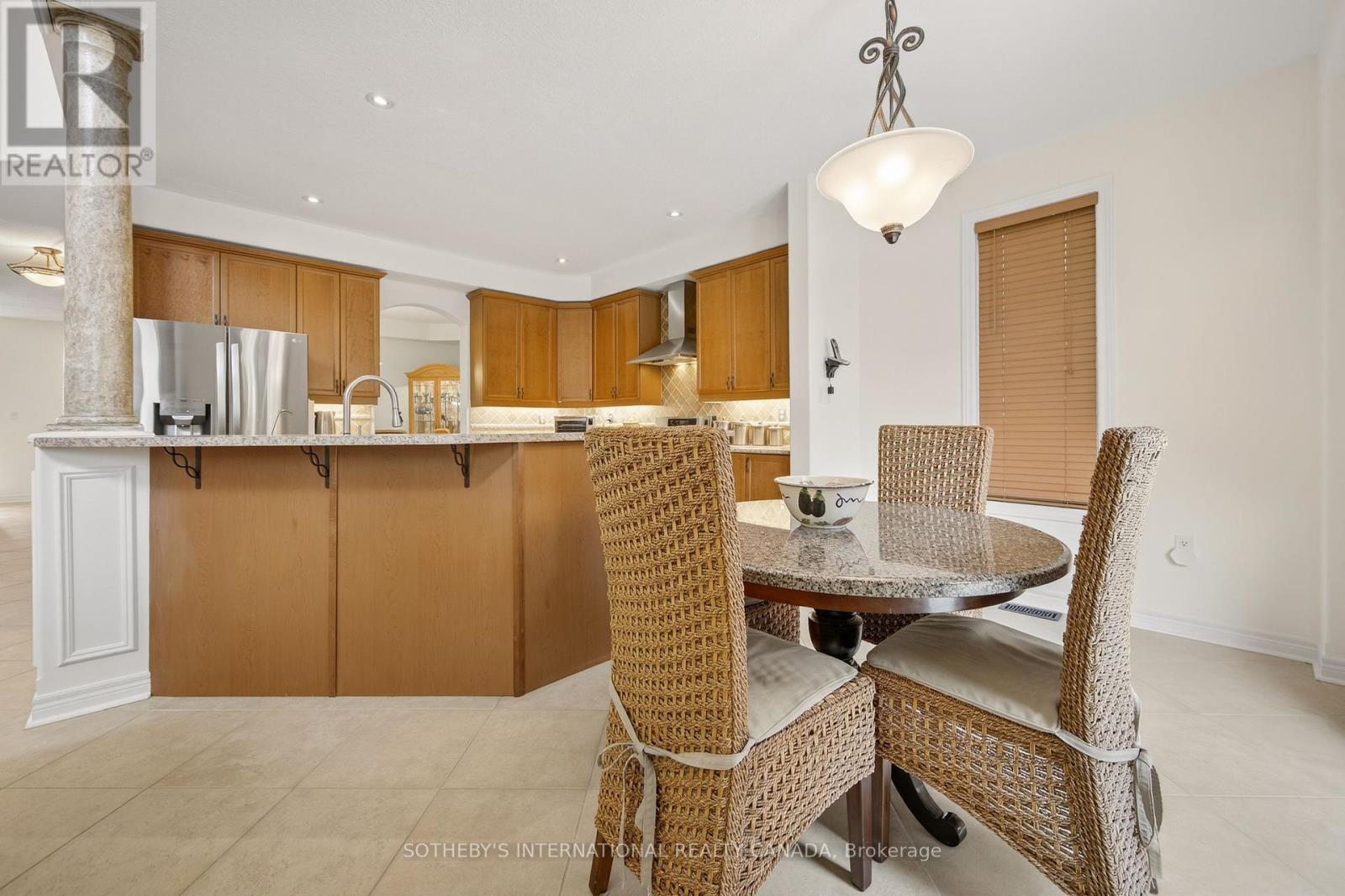12 Parisian Crescent, Barrie, Ontario  L4N 0Y9 - Photo 16 - S12380612
