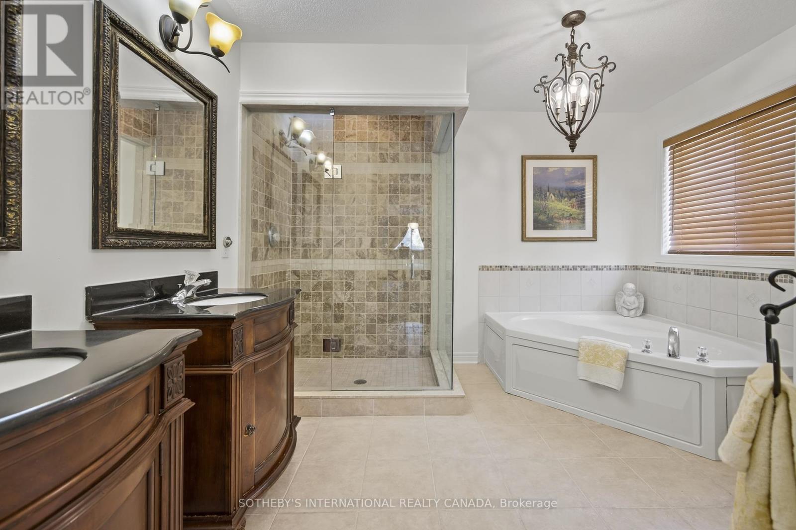 12 Parisian Crescent, Barrie, Ontario  L4N 0Y9 - Photo 18 - S12380612
