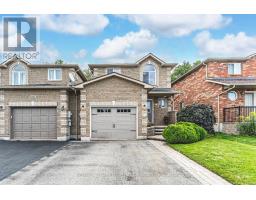 17 BARTOR BOULEVARD, Barrie, Ontario