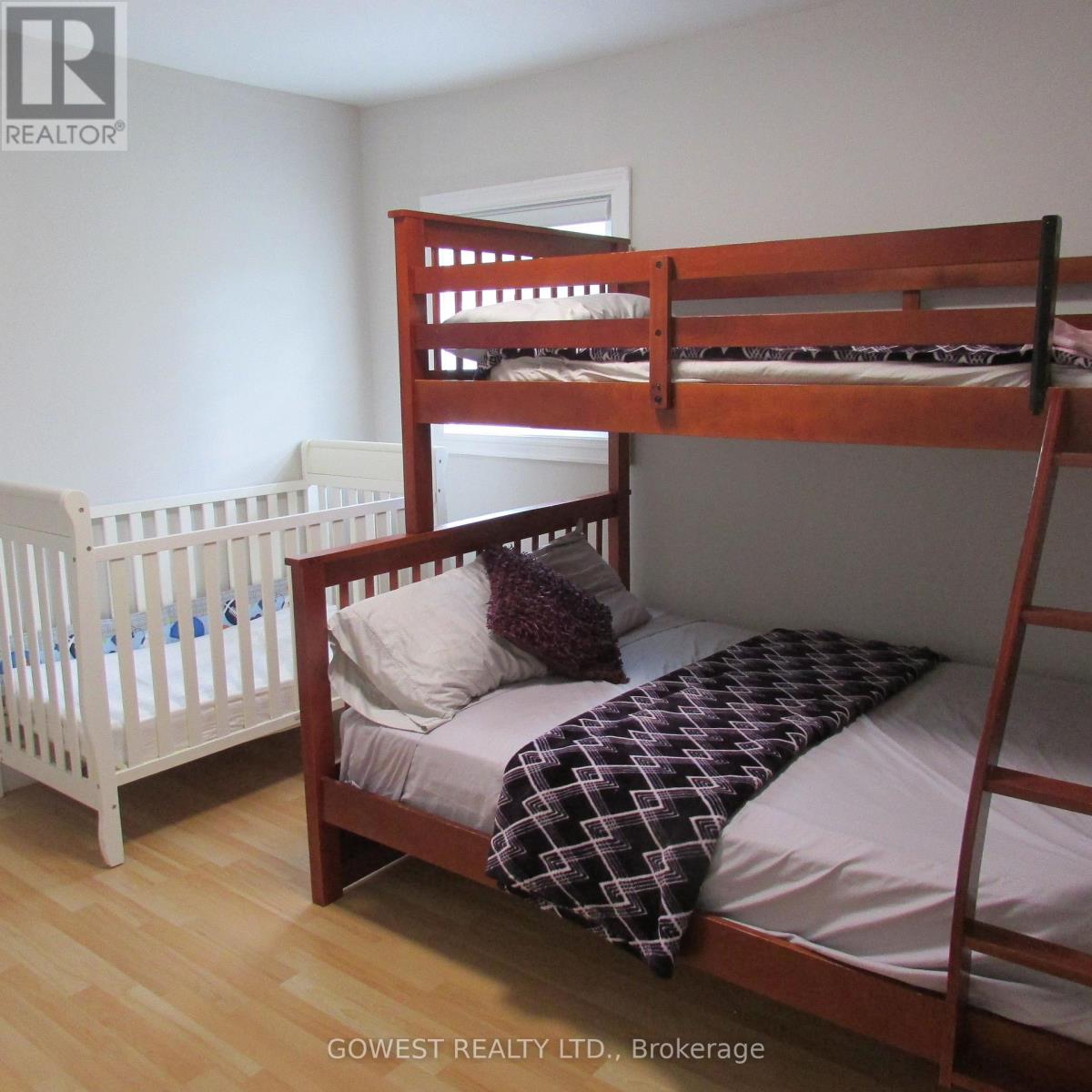 137 First Avenue, Tay (Port Mcnicoll), Ontario  L0K 1R0 - Photo 13 - S12380684