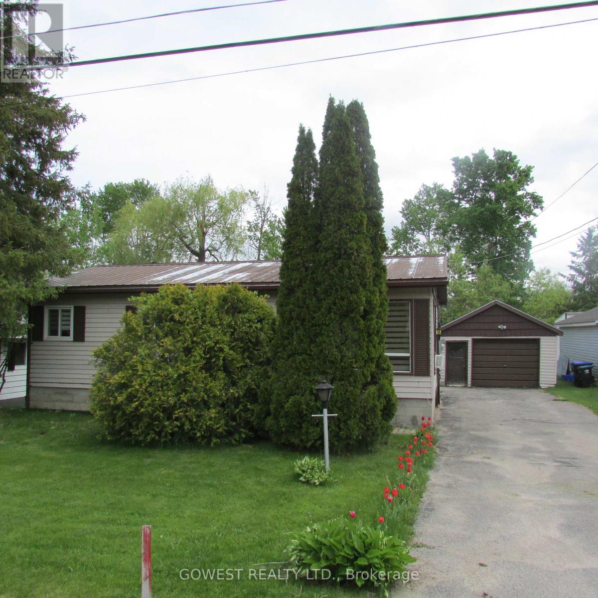 137 First Avenue, Tay (Port Mcnicoll), Ontario  L0K 1R0 - Photo 2 - S12380684