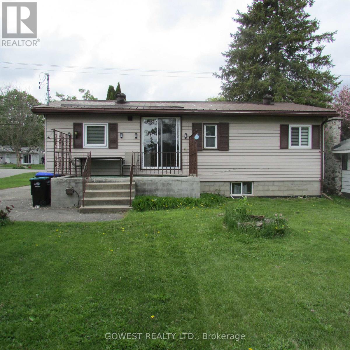 137 First Avenue, Tay (Port Mcnicoll), Ontario  L0K 1R0 - Photo 7 - S12380684