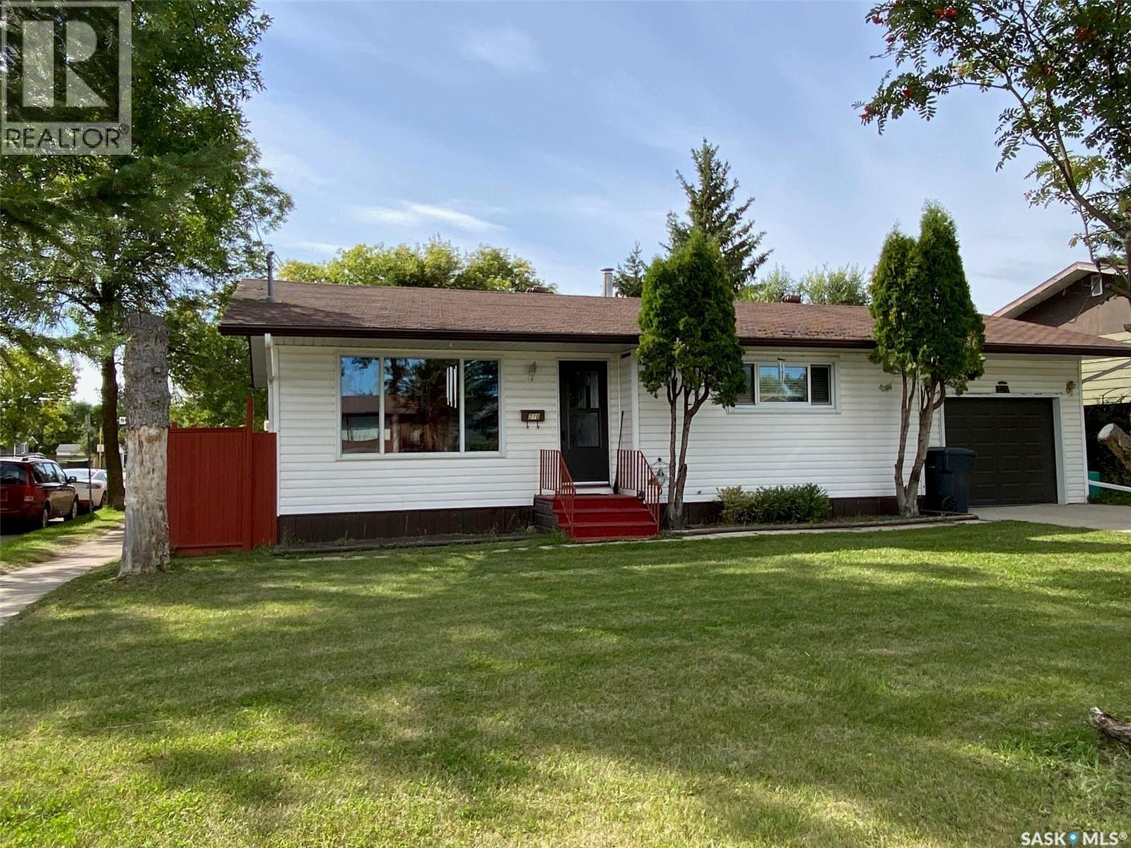 270 Sixth AVENUE N, Yorkton, Saskatchewan
