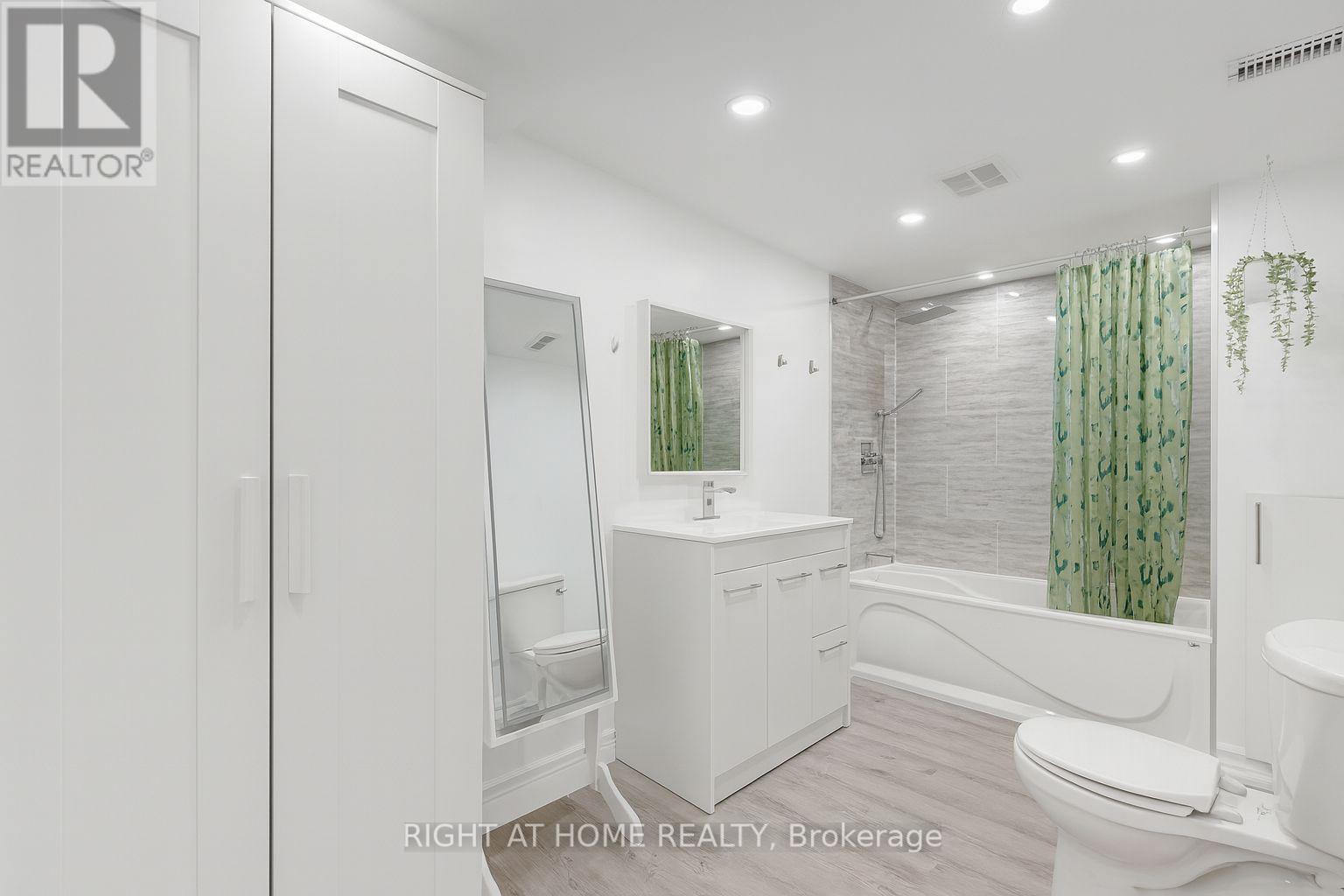 32 Grandview Crescent, Bradford West Gwillimbury, Ontario  L3Z 3L1 - Photo 25 - N12363239