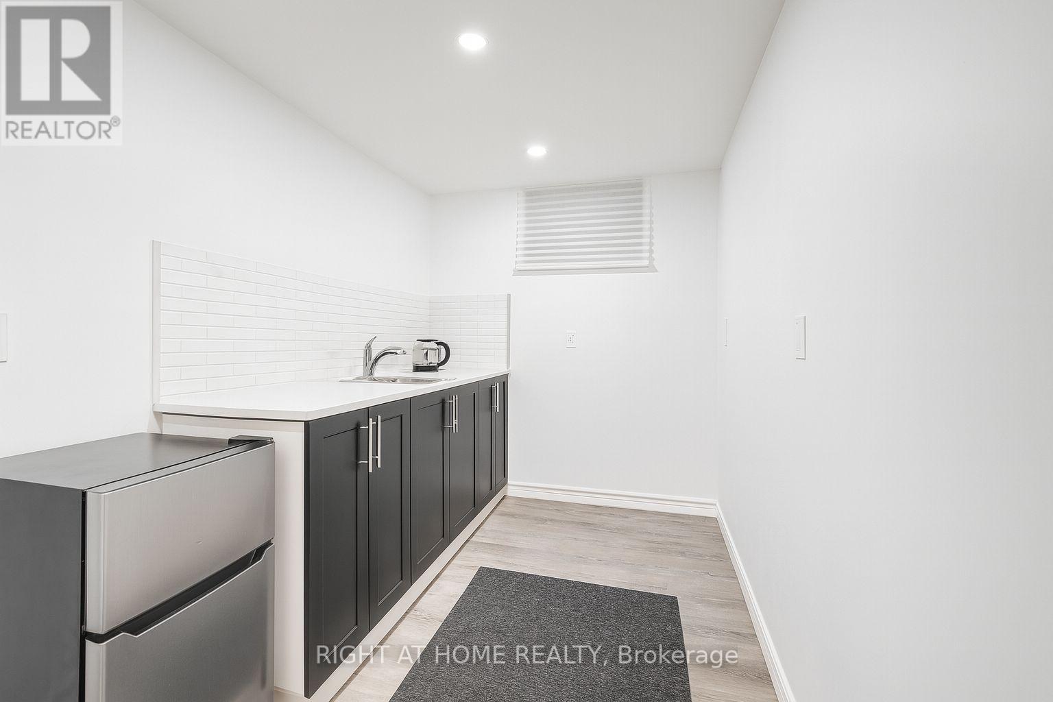32 Grandview Crescent, Bradford West Gwillimbury, Ontario  L3Z 3L1 - Photo 28 - N12363239