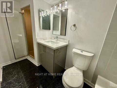 1808 - 700 Constellation Drive, Mississauga, Ontario  L5R 3G8 - Photo 21 - W12380572