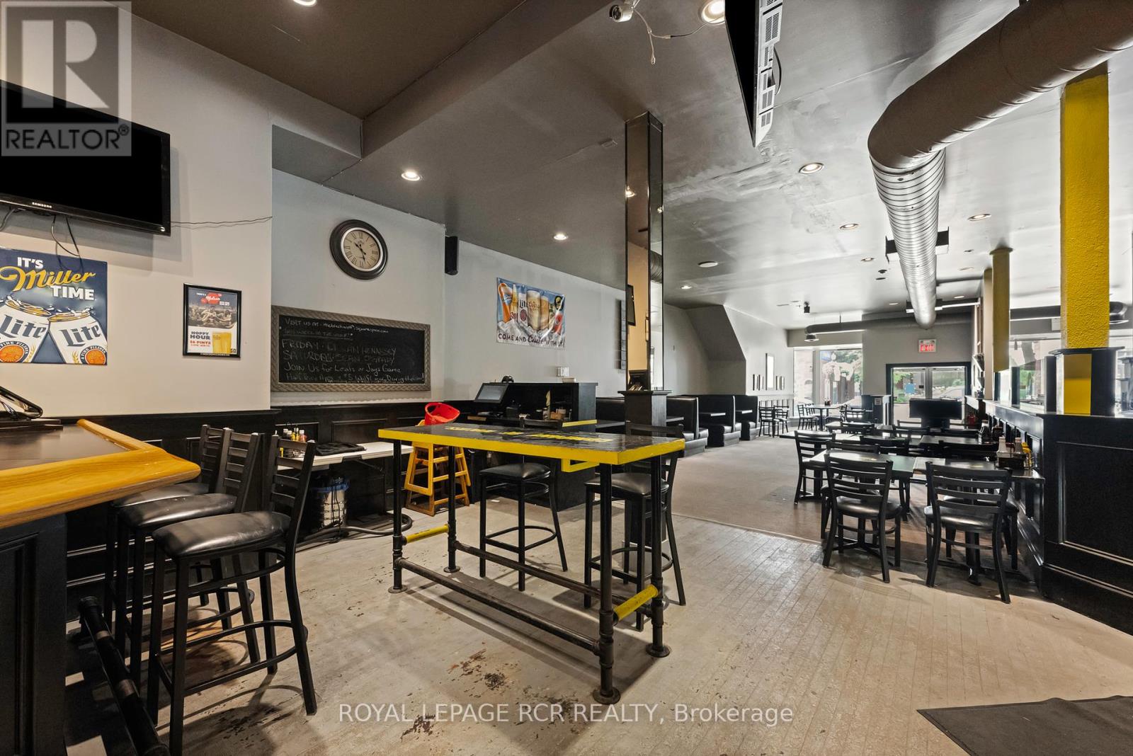 137-139 Broadway, Orangeville, Ontario  L9W 1K2 - Photo 13 - W12380650