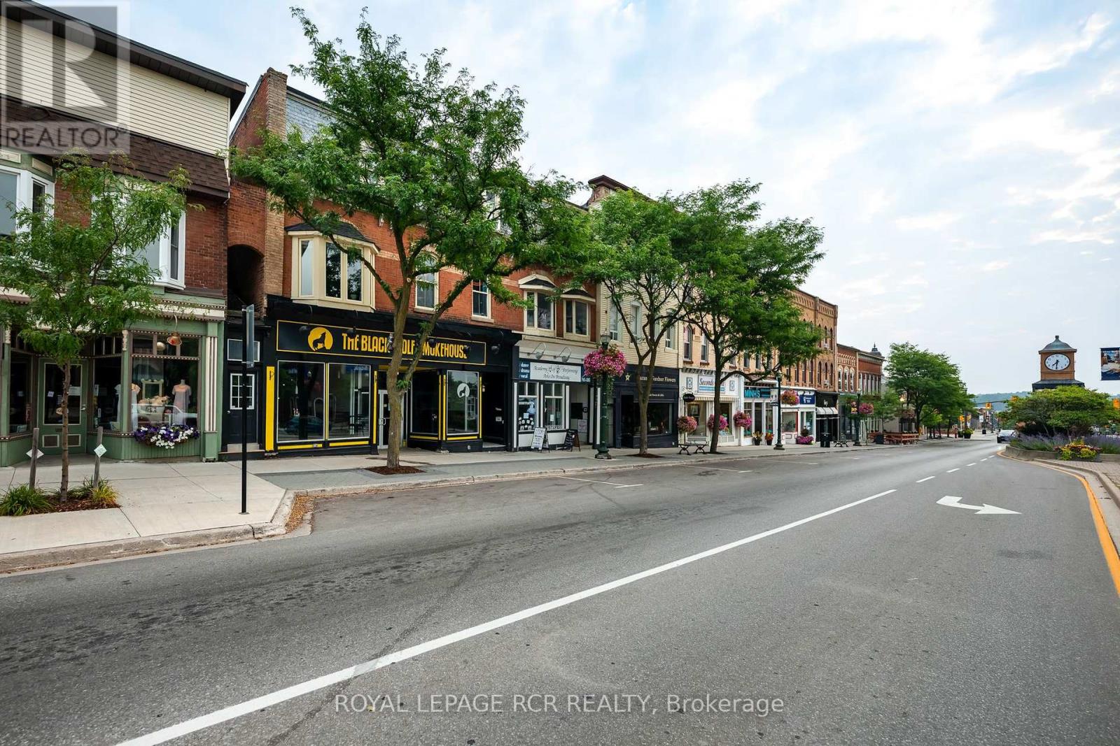 137-139 Broadway, Orangeville, Ontario  L9W 1K2 - Photo 2 - W12380650