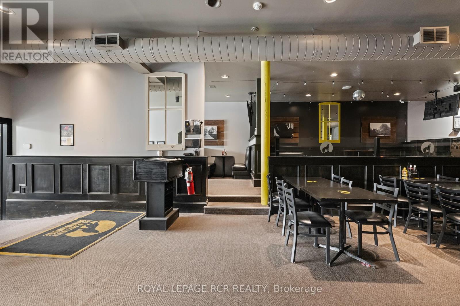 137-139 Broadway, Orangeville, Ontario  L9W 1K2 - Photo 8 - W12380650