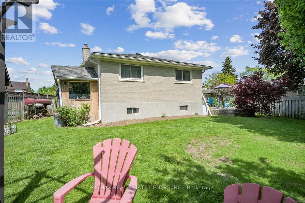 74 Mountainview Road S, Halton Hills, Ontario  L7G 4K5 - Photo 22 - W12380660