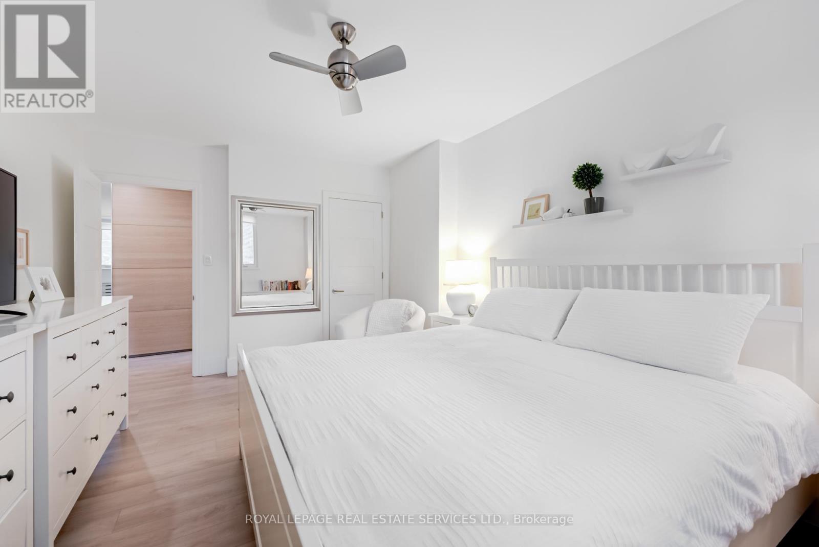 221 - 80 Coe Hill Drive, Toronto (High Park-Swansea), Ontario  M6S 3C9 - Photo 26 - W12380674
