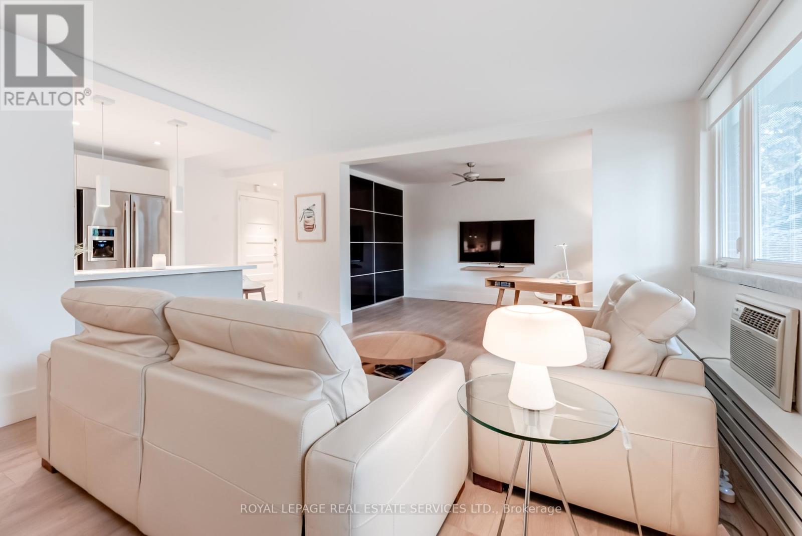 221 - 80 Coe Hill Drive, Toronto (High Park-Swansea), Ontario  M6S 3C9 - Photo 7 - W12380674