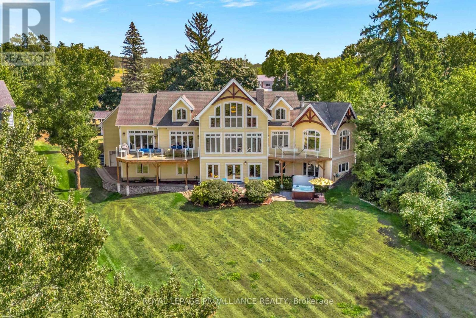 12698 Loyalist Parkway, Prince Edward County, Ontario  K0K 2T0 - Photo 34 - X12371479