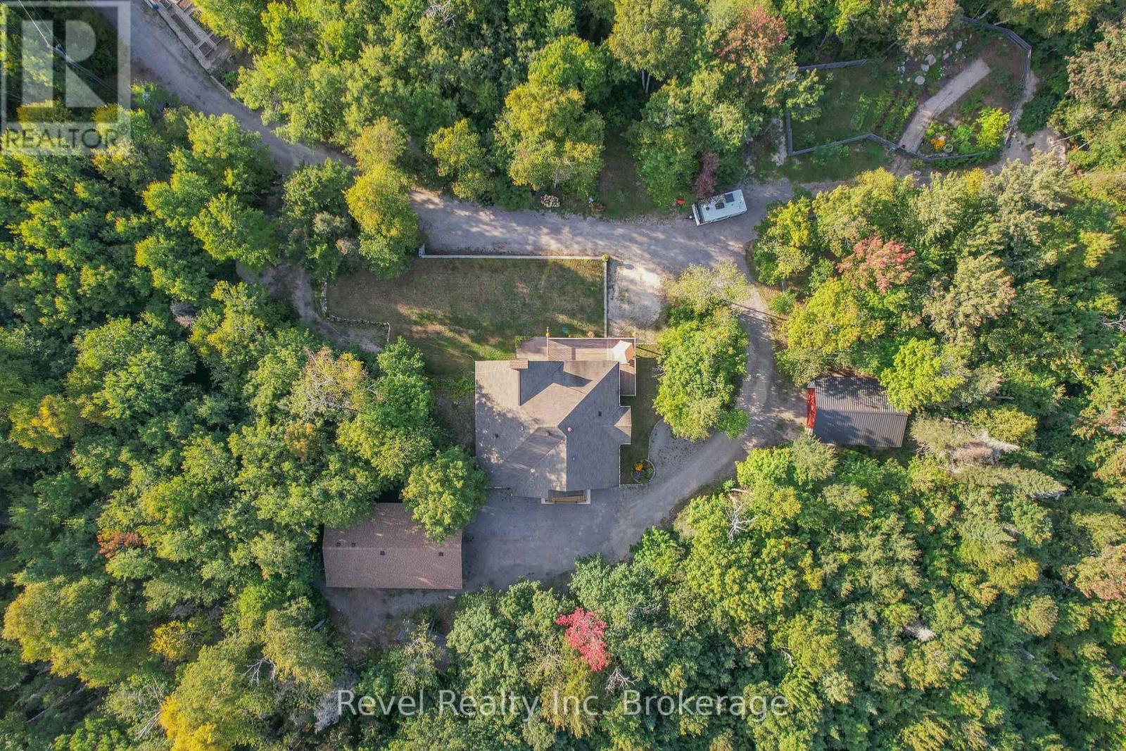 362 Chadbourne Drive, North Bay (Airport), Ontario  P1B 8G2 - Photo 3 - X12381066