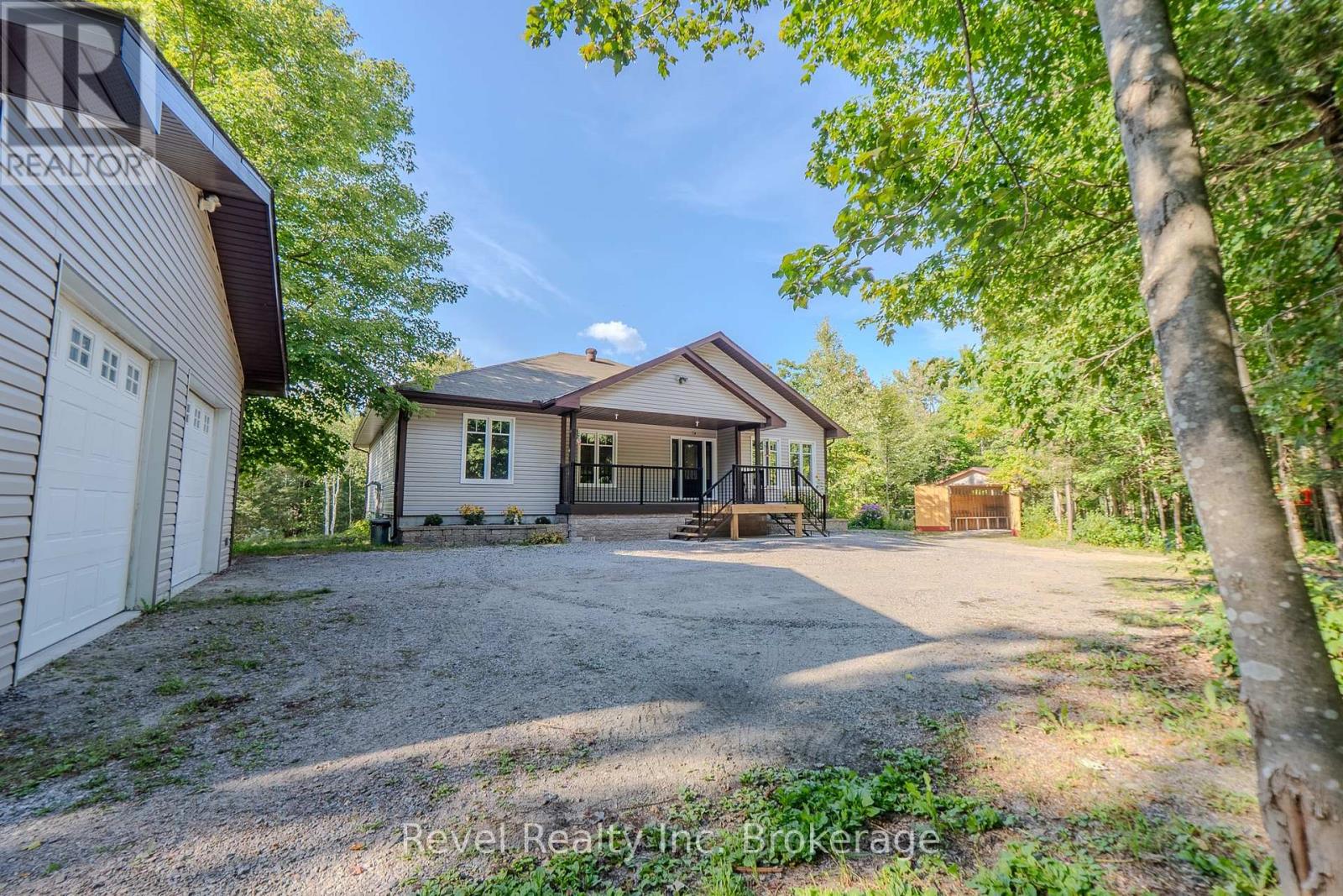 362 Chadbourne Drive, North Bay (Airport), Ontario  P1B 8G2 - Photo 32 - X12381066